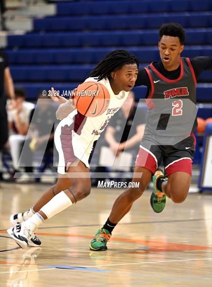 Thumbnail 2 in St. Pius X-St. Matthias Academy vs. Desert Mountain (Tarkanian Classic) photogallery.