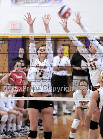 Thumbnail 2 in Assumption vs. Redondo Union (2010 Durango Fall Classic) photogallery.