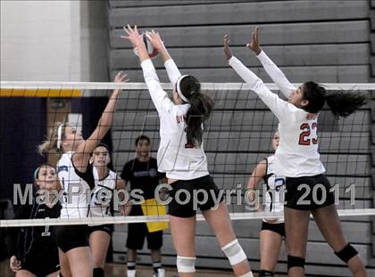 Thumbnail 3 in Assumption vs. Redondo Union (2010 Durango Fall Classic) photogallery.