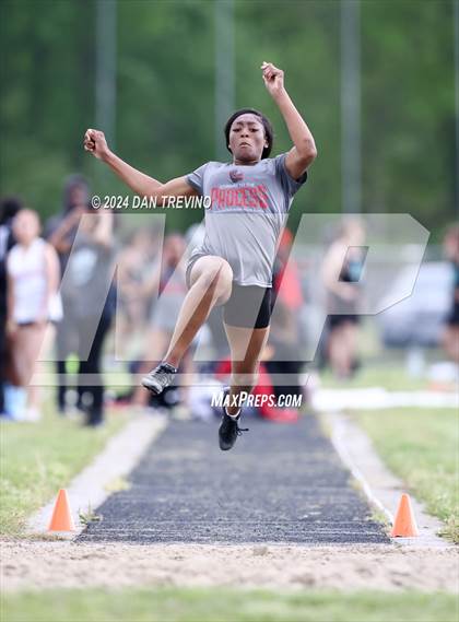 Thumbnail 1 in Southeastern District Meet #2 (High Jump/Long Jump) photogallery.