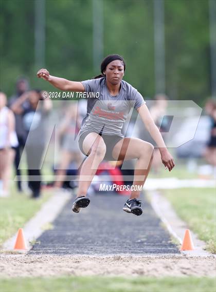 Thumbnail 3 in Southeastern District Meet #2 (High Jump/Long Jump) photogallery.