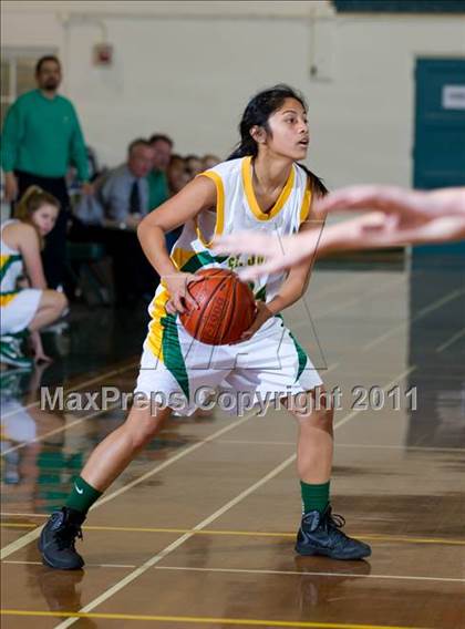 Thumbnail 1 in St. Joseph vs Royal (Santa Barbara Tournament of Champions) photogallery.