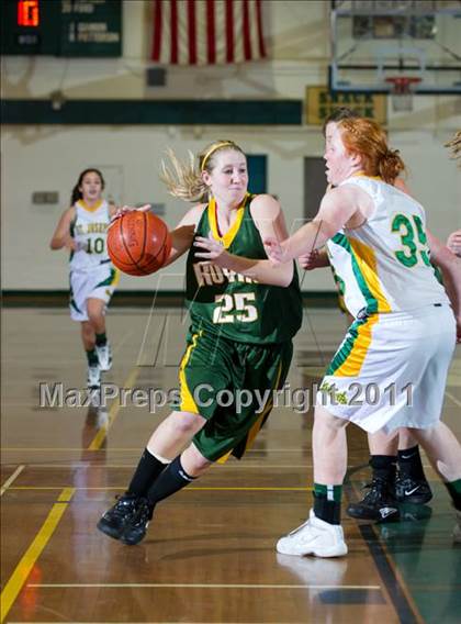 Thumbnail 1 in St. Joseph vs Royal (Santa Barbara Tournament of Champions) photogallery.