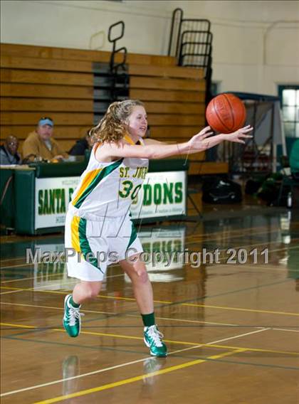 Thumbnail 1 in St. Joseph vs Royal (Santa Barbara Tournament of Champions) photogallery.