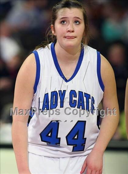 Thumbnail 2 in Smyer vs. Muenster (UIL 1A Semifinal) photogallery.