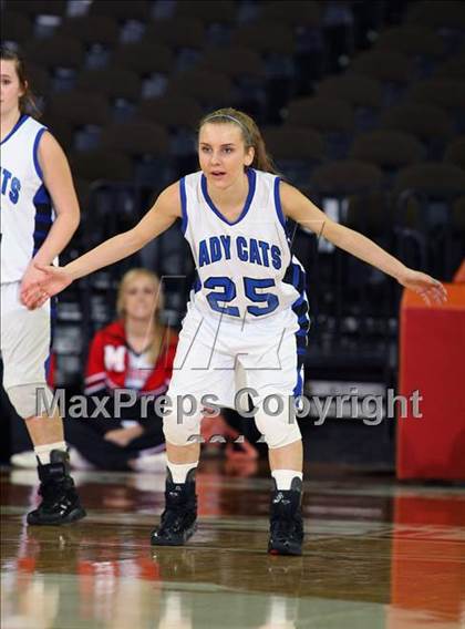 Thumbnail 2 in Smyer vs. Muenster (UIL 1A Semifinal) photogallery.