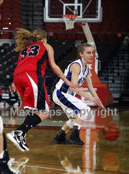 Thumbnail 1 in Smyer vs. Muenster (UIL 1A Semifinal) photogallery.