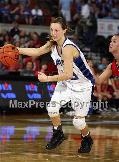 Thumbnail 2 in Smyer vs. Muenster (UIL 1A Semifinal) photogallery.