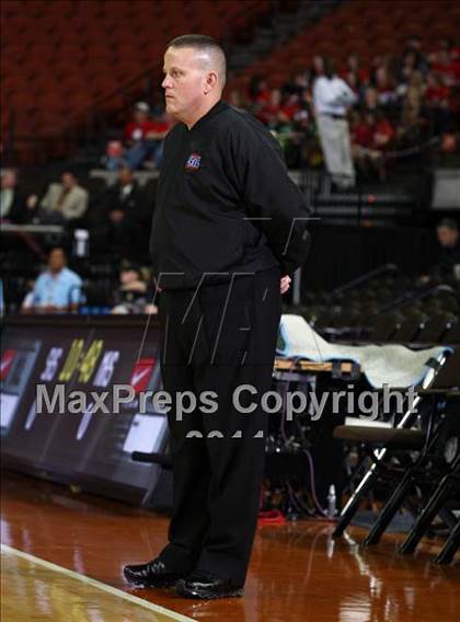 Thumbnail 2 in Smyer vs. Muenster (UIL 1A Semifinal) photogallery.