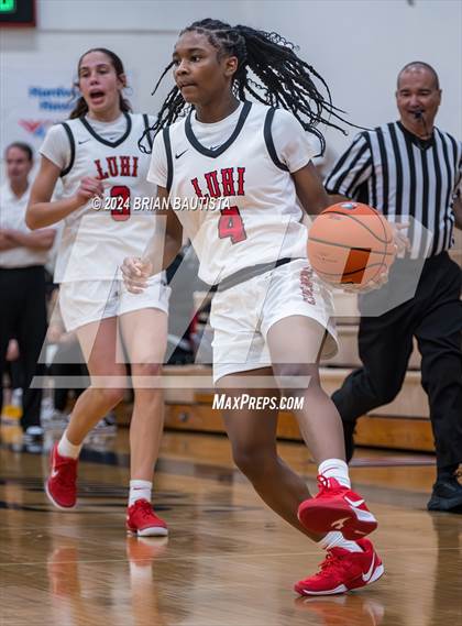Thumbnail 1 in Long Island Lutheran vs Pinewood (Iolani Classic) photogallery.