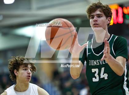 Thumbnail 2 in Zionsville vs Fishers (IHSAA 4A Sectional Semi Final) photogallery.