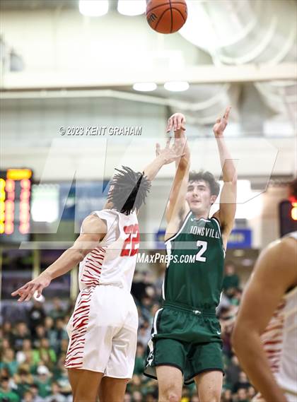 Thumbnail 2 in Zionsville vs Fishers (IHSAA 4A Sectional Semi Final) photogallery.