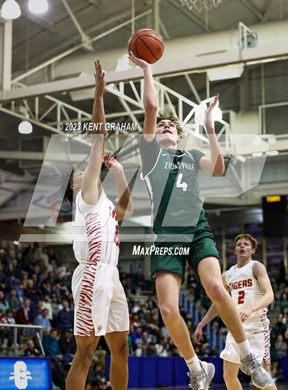 Thumbnail 3 in Zionsville vs Fishers (IHSAA 4A Sectional Semi Final) photogallery.