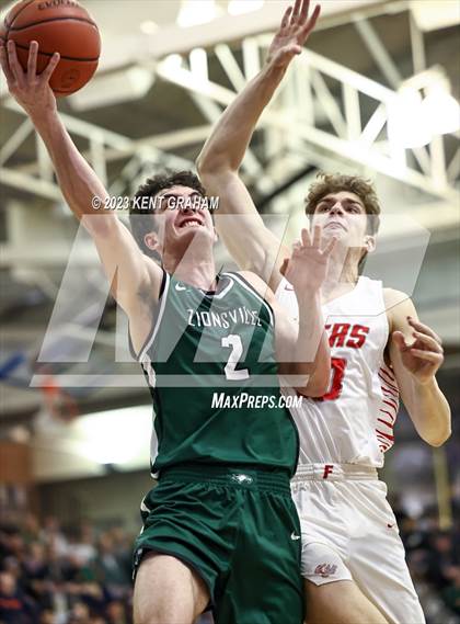 Thumbnail 2 in Zionsville vs Fishers (IHSAA 4A Sectional Semi Final) photogallery.
