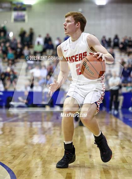 Thumbnail 1 in Zionsville vs Fishers (IHSAA 4A Sectional Semi Final) photogallery.