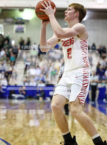 Thumbnail 3 in Zionsville vs Fishers (IHSAA 4A Sectional Semi Final) photogallery.