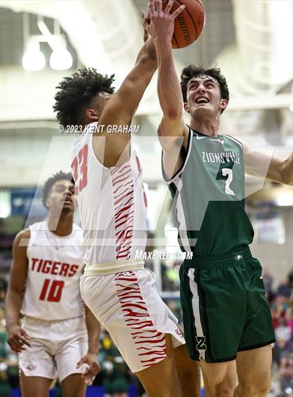 Thumbnail 1 in Zionsville vs Fishers (IHSAA 4A Sectional Semi Final) photogallery.
