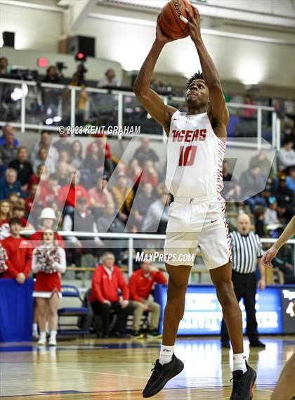 Thumbnail 1 in Zionsville vs Fishers (IHSAA 4A Sectional Semi Final) photogallery.