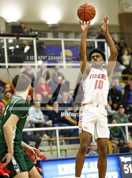 Thumbnail 3 in Zionsville vs Fishers (IHSAA 4A Sectional Semi Final) photogallery.