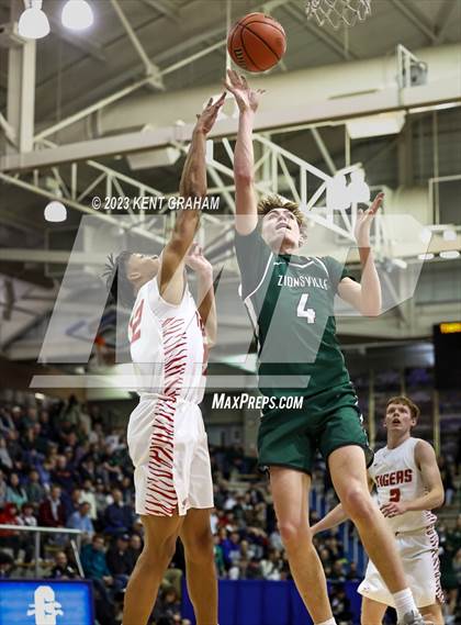 Thumbnail 1 in Zionsville vs Fishers (IHSAA 4A Sectional Semi Final) photogallery.