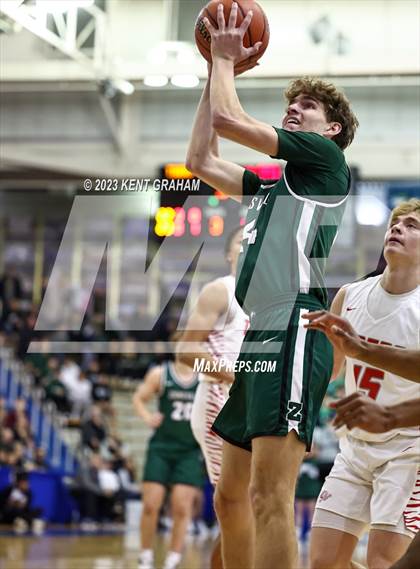 Thumbnail 2 in Zionsville vs Fishers (IHSAA 4A Sectional Semi Final) photogallery.