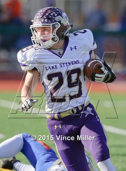 Thumbnail 3 in Lake Stevens @ Graham-Kapowsin (WIAA 4A Quarterfinal) photogallery.
