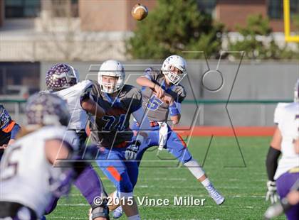 Thumbnail 2 in Lake Stevens @ Graham-Kapowsin (WIAA 4A Quarterfinal) photogallery.