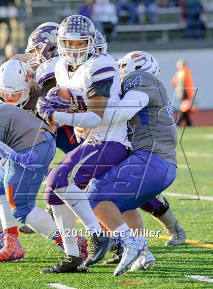 Thumbnail 3 in Lake Stevens @ Graham-Kapowsin (WIAA 4A Quarterfinal) photogallery.