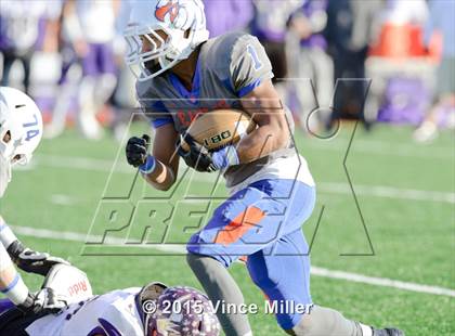 Thumbnail 3 in Lake Stevens @ Graham-Kapowsin (WIAA 4A Quarterfinal) photogallery.