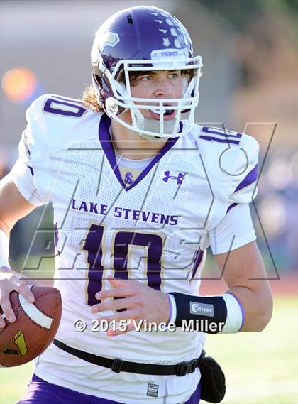 Thumbnail 3 in Lake Stevens @ Graham-Kapowsin (WIAA 4A Quarterfinal) photogallery.