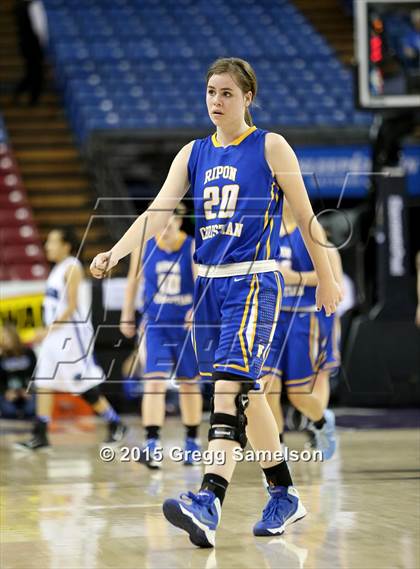 Thumbnail 3 in Ripon Christian vs Capital Christian (CIF SJS D5 Final) photogallery.