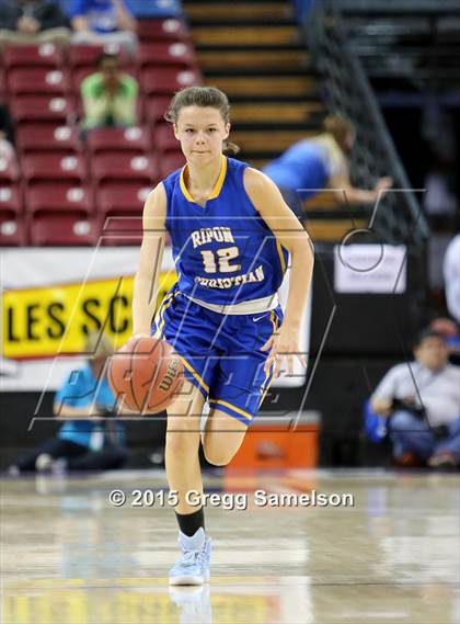 Thumbnail 1 in Ripon Christian vs Capital Christian (CIF SJS D5 Final) photogallery.