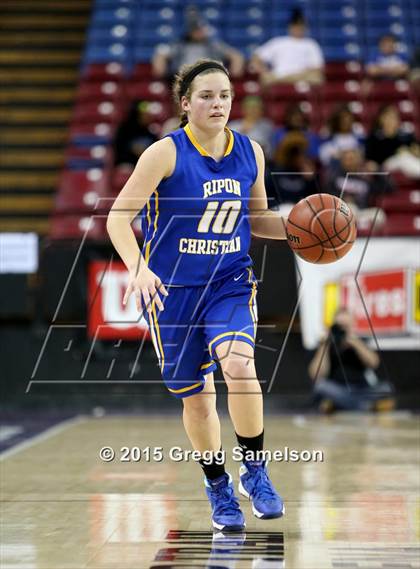 Thumbnail 2 in Ripon Christian vs Capital Christian (CIF SJS D5 Final) photogallery.