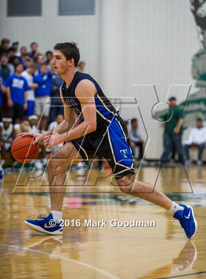 Thumbnail 3 in Katy Taylor vs Mayde Creek photogallery.