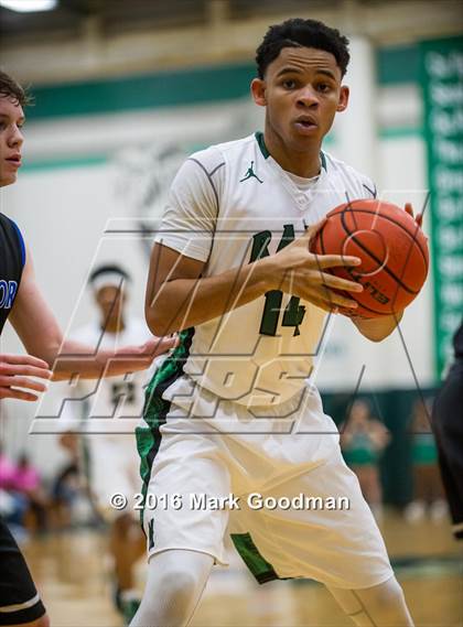 Thumbnail 2 in Katy Taylor vs Mayde Creek photogallery.