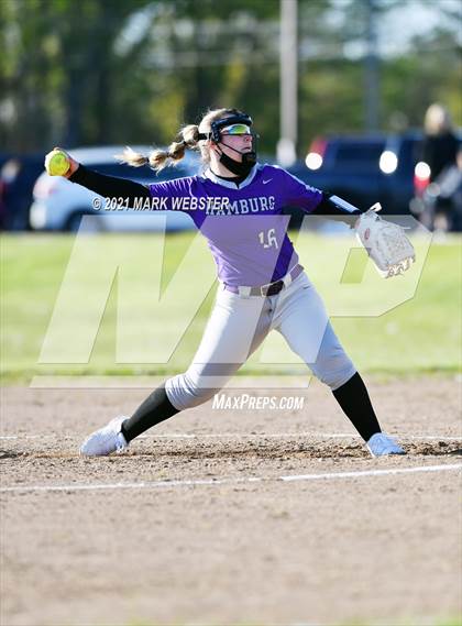 Thumbnail 1 in Orchard Park @ Hamburg photogallery.