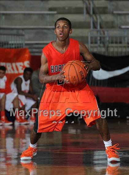 Thumbnail 2 in Washington vs. Douglass (Thanksgiving Hoopfest) photogallery.