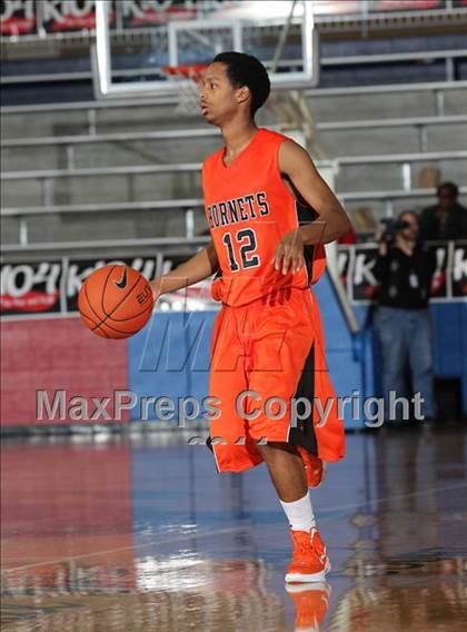 Thumbnail 2 in Washington vs. Douglass (Thanksgiving Hoopfest) photogallery.