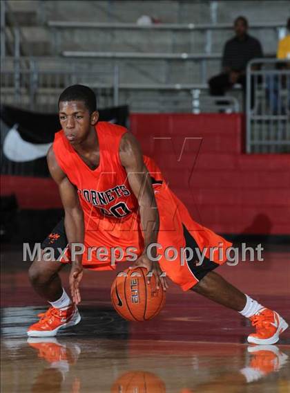 Thumbnail 2 in Washington vs. Douglass (Thanksgiving Hoopfest) photogallery.