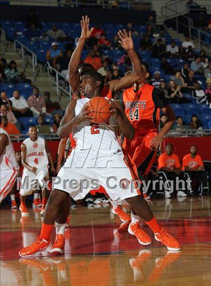 Thumbnail 3 in Washington vs. Douglass (Thanksgiving Hoopfest) photogallery.
