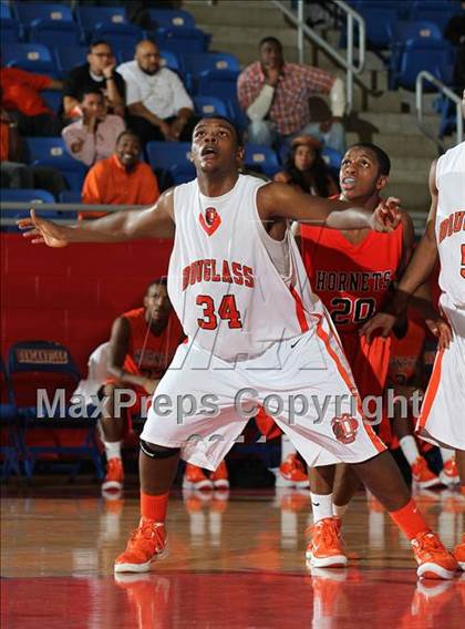 Thumbnail 3 in Washington vs. Douglass (Thanksgiving Hoopfest) photogallery.