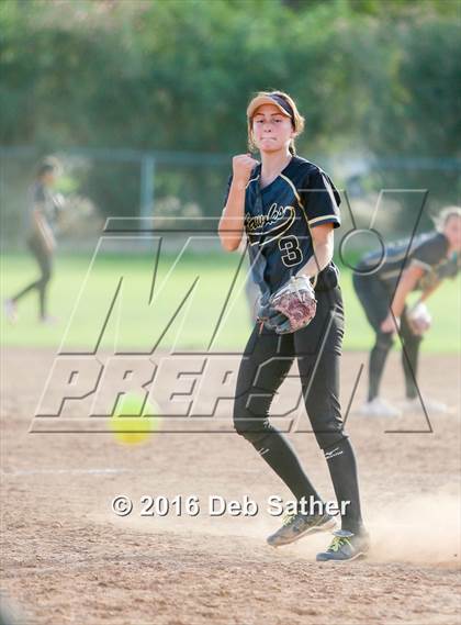 Thumbnail 1 in La Quinta vs. Palmdale  photogallery.