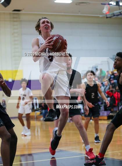 Thumbnail 1 in Wylie vs. Plano (UIL 6A Bi-District Playoff) photogallery.