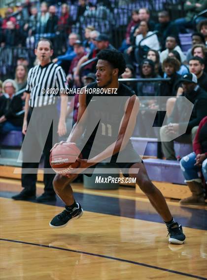 Thumbnail 2 in Wylie vs. Plano (UIL 6A Bi-District Playoff) photogallery.
