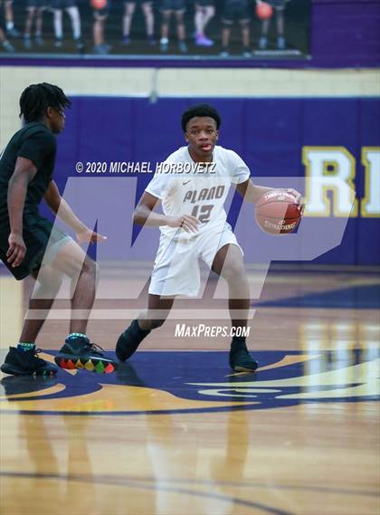 Thumbnail 2 in Wylie vs. Plano (UIL 6A Bi-District Playoff) photogallery.