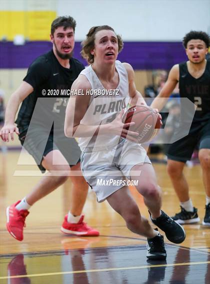 Thumbnail 3 in Wylie vs. Plano (UIL 6A Bi-District Playoff) photogallery.