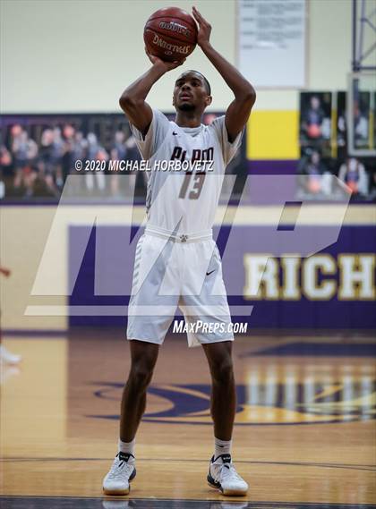 Thumbnail 1 in Wylie vs. Plano (UIL 6A Bi-District Playoff) photogallery.