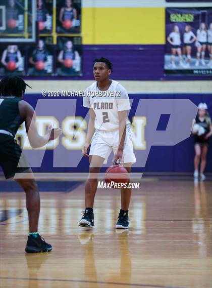 Thumbnail 3 in Wylie vs. Plano (UIL 6A Bi-District Playoff) photogallery.