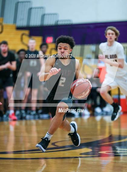 Thumbnail 2 in Wylie vs. Plano (UIL 6A Bi-District Playoff) photogallery.