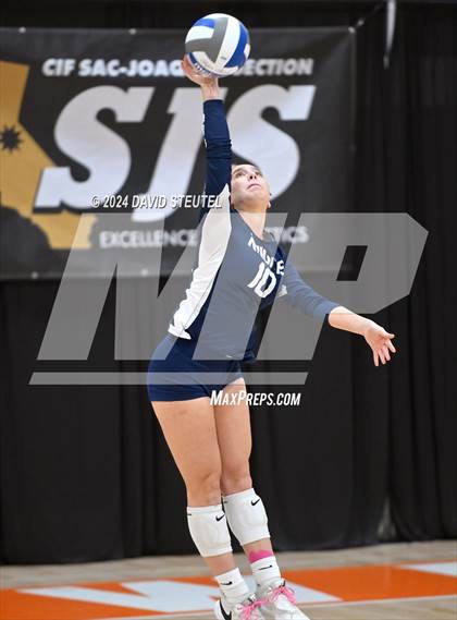 Thumbnail 3 in Stone Ridge Christian vs. Vacaville Christian (CIF SJS D6 Final) photogallery.